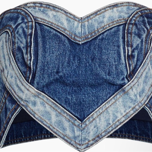 𝑨𝑹𝑬𝑨 𝑷𝒂𝒕𝒄𝒉𝒘𝒐𝒓𝒌 𝑯𝒆𝒂𝒓𝒕 𝑫𝒆𝒏𝒊𝒎 𝑩𝒂𝒏𝒅𝒆𝒂𝒖 𝑻𝒐𝒑
𝑾𝒐𝒎𝒆𝒏'𝒔 - Picture 7 of 8